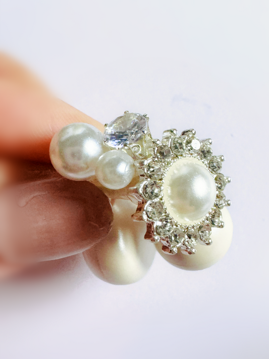 Guiding Pearl Ear Jewel