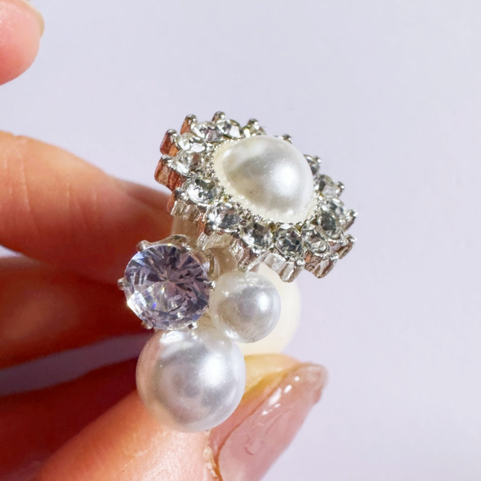 Guiding Pearl Ear Jewel